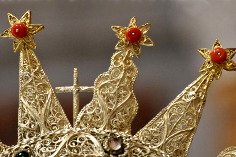 Alghero, Diocesan Museum of Sacred Art, detail of a filigree crown