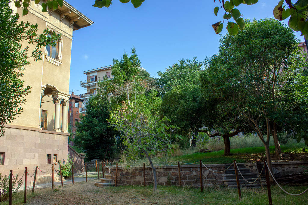 Jardín de Villa Caria-Pozzo. Foto de Angela Nieddu, 2025, del Catalogo BBCC