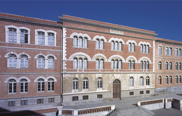 Cagliari, écoles primaires « Alberto Riva »