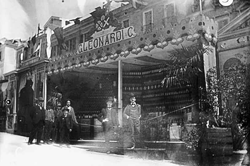 Cagliari, via Roma. Photograph by Giulio Pili, 1854