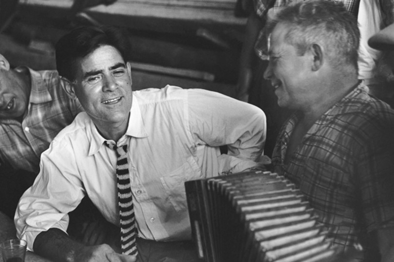 Costantino Nivola at the party on the occasion of the exhibition in Orani. Photograph by Carlo Bavagnoli, March 1958