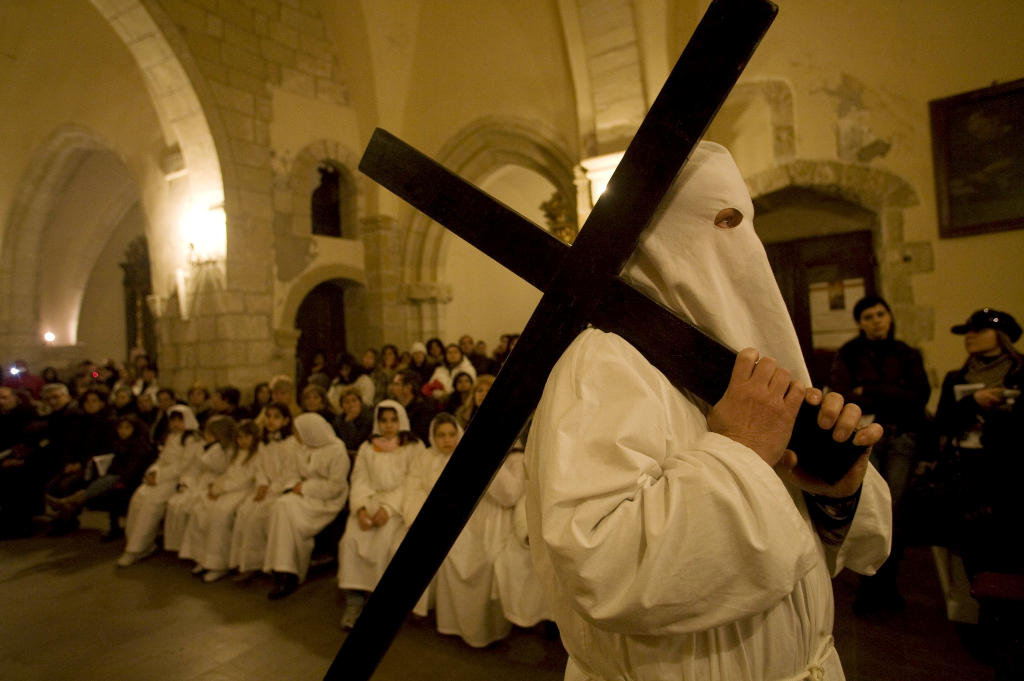 Riti durante la settimana santa a Lunissanti. Foto di Elisabetta Loi, 2009, da Sardegna DL