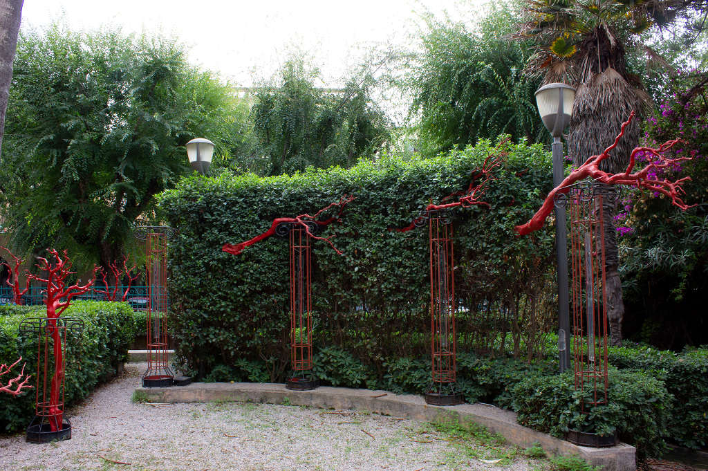 El jardín de Villa Costantino. Foto de Angela Nieddu, 2025, del Catalogo BBCC