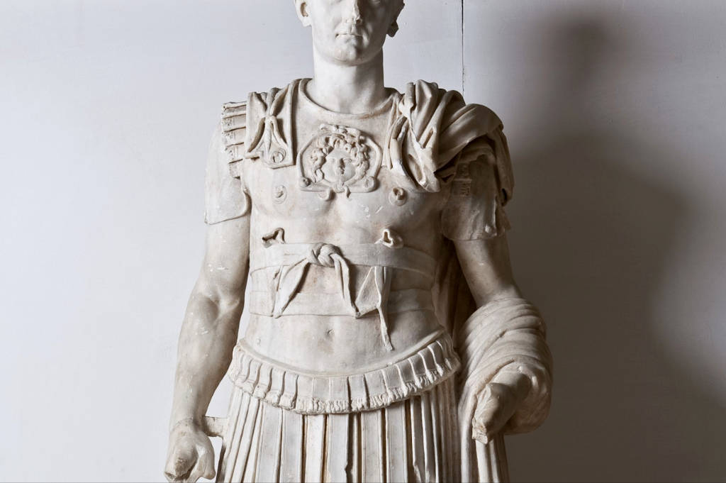 Loricated male statue, Roman culture. Photo by Nicola Monari, 2009, from Catalogo BBCC RAS
