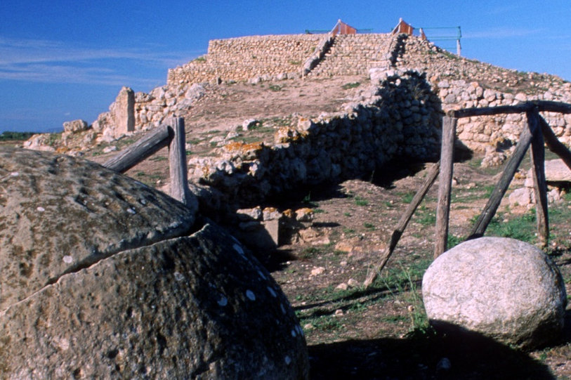 Sas orìgines de s'architetura in Sardigna