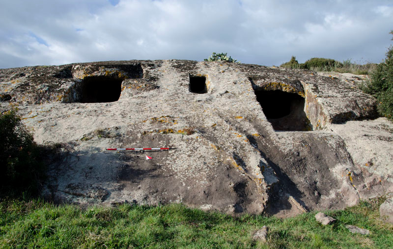 Villa Sant'Antonio, Necrópolis de Genna Salixi