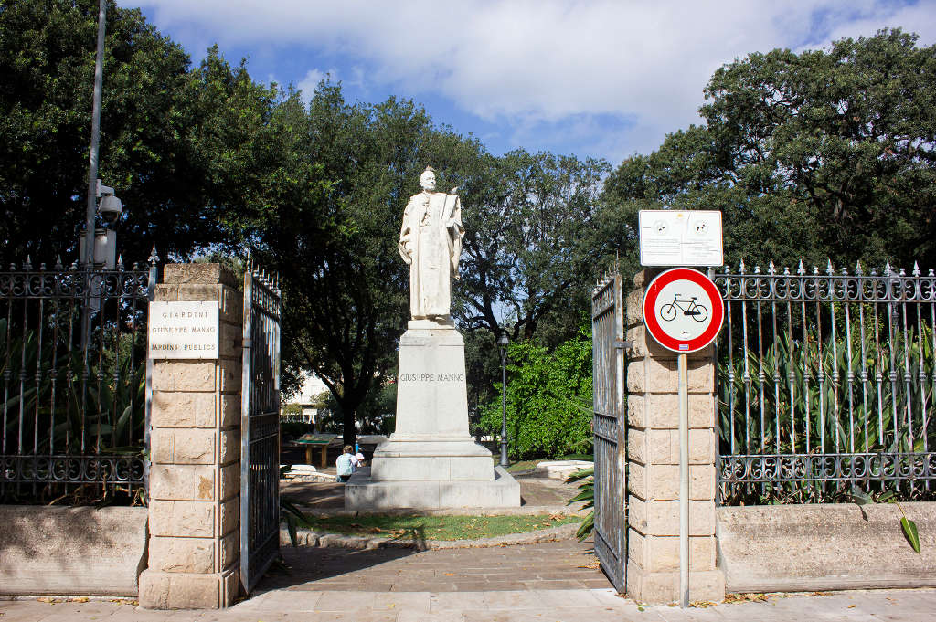 Jardines públicos Giuseppe Manno. Foto de Angela Nieddu, 2025, del catálogo de la BBCC.