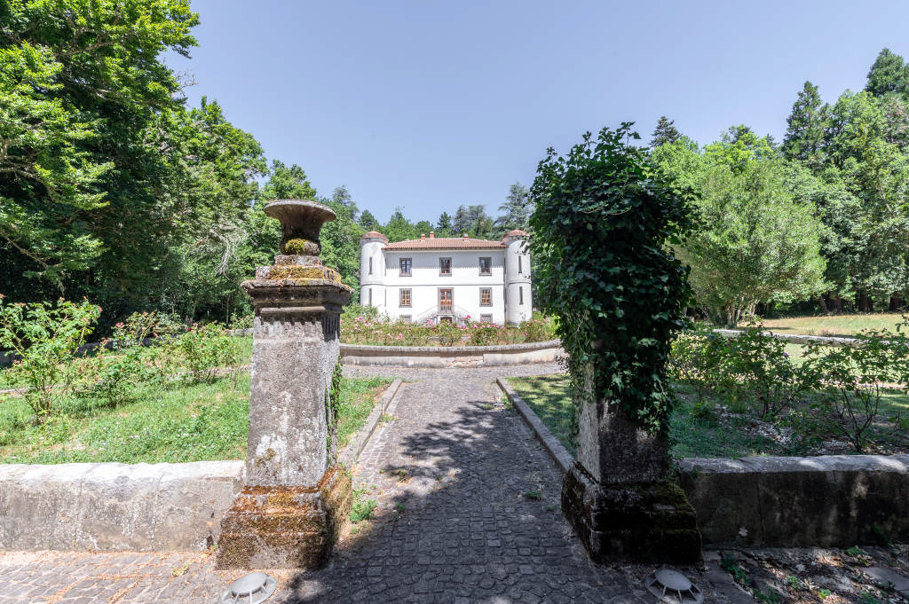 Giardino di Villa Piercy. Foto di Irene Ollargiu, 2025, da Catalogo BBCC.